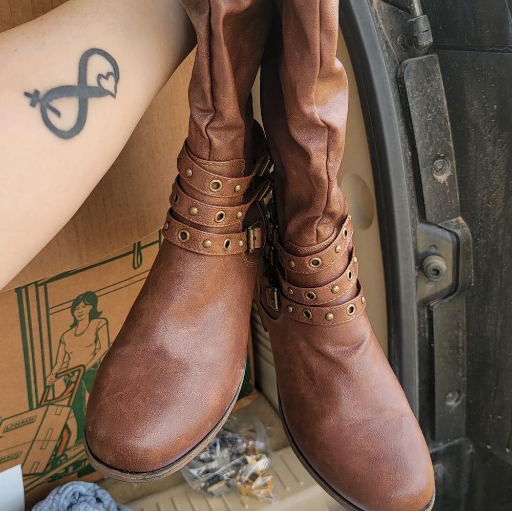 Womens boots